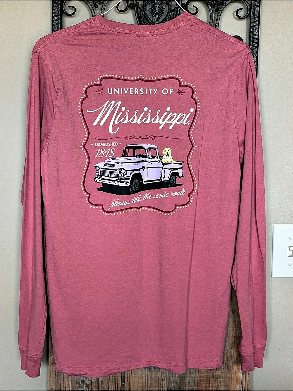 Champion Ole Miss Long Sleeve TSHIRT Size Medium EUC